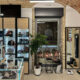 Allestimento e espositori per negozio con borse e accessori firmato Krea Design a Catanzaro Calabria
